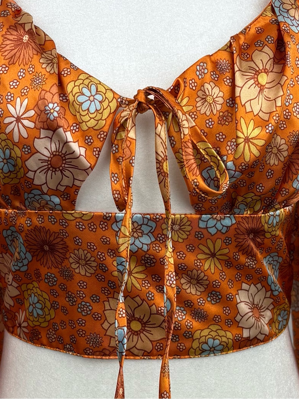 Rue21 Orange Floral Tie-Front Long Sleeve Crop Top Medium Like New Boho Chic - Picture 3 of 9